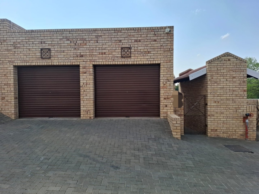 2 Bedroom Property for Sale in Pentagon Park Free State